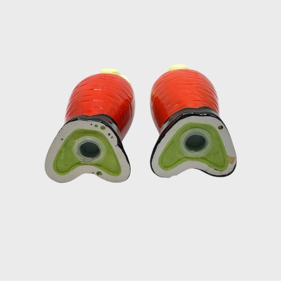 Vintage Anthropomorphic Carrot Shakers - Picture 3 of 3